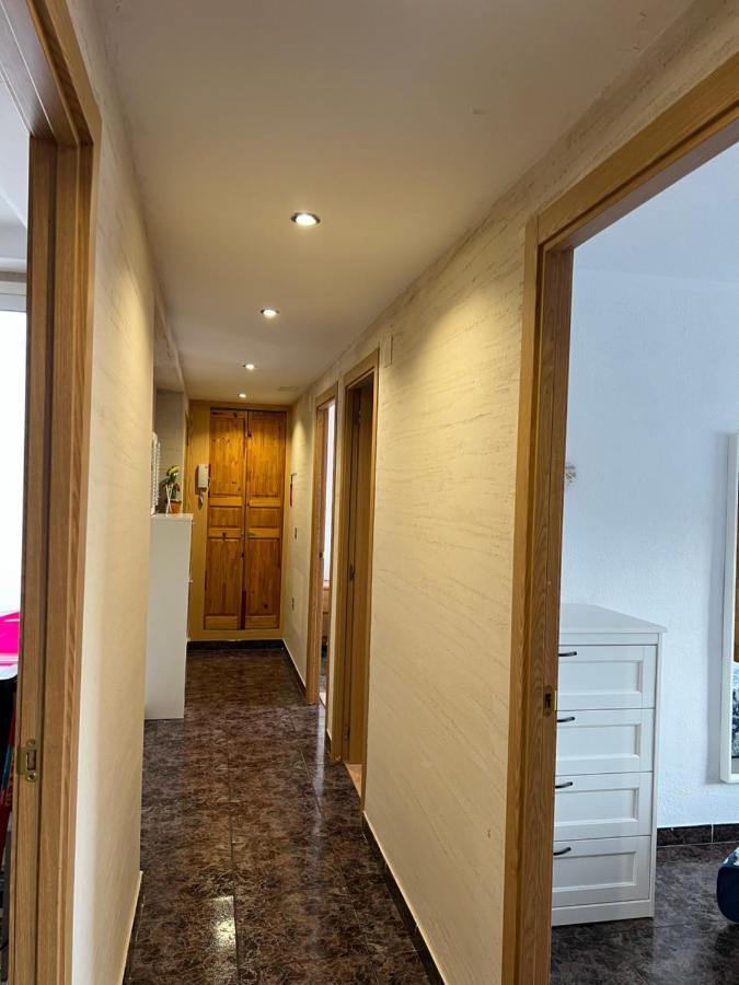Great Holiday Apartment Close To The Beach 간디아 외부 사진