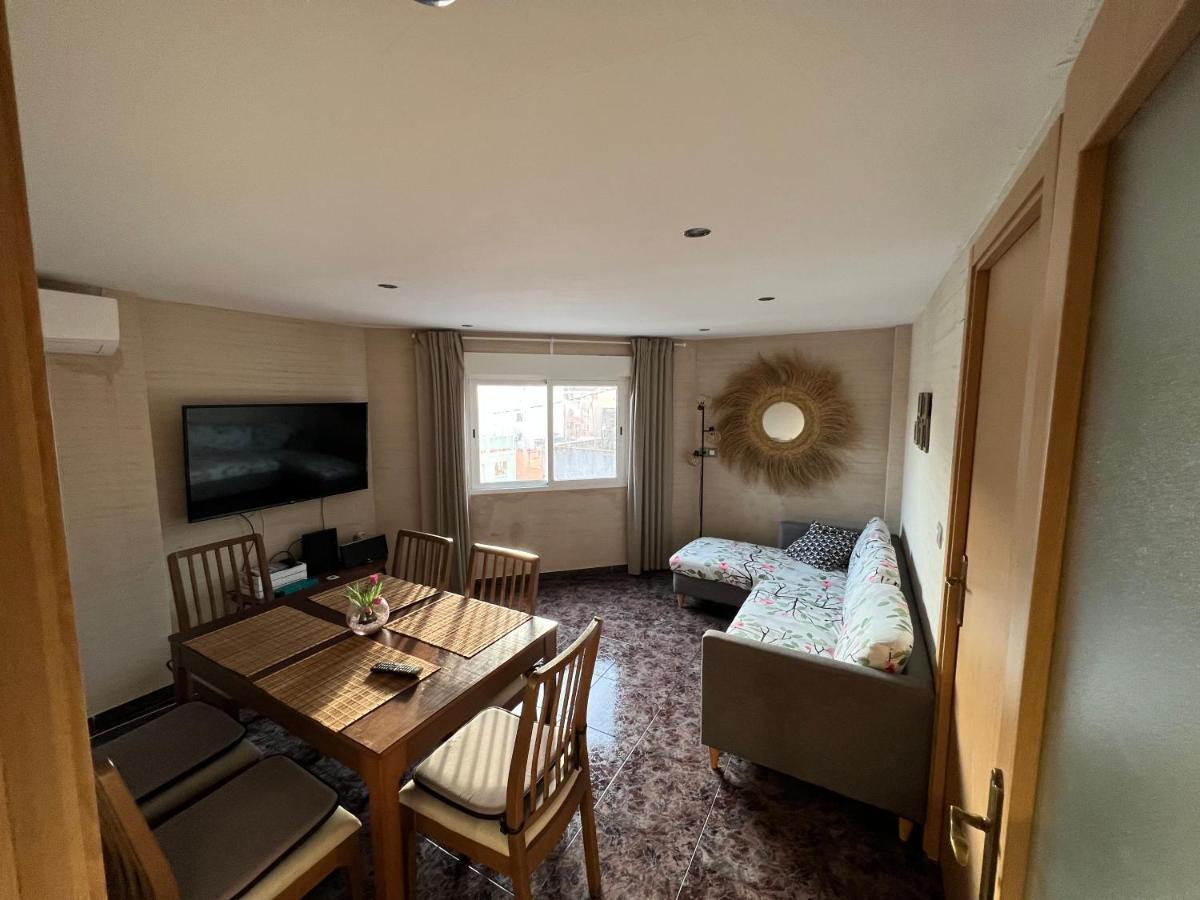 Great Holiday Apartment Close To The Beach 간디아 외부 사진