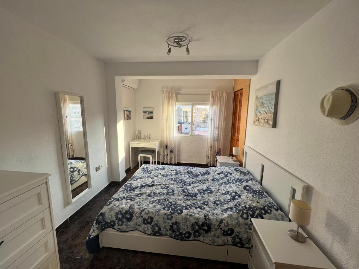 Great Holiday Apartment Close To The Beach 간디아 외부 사진