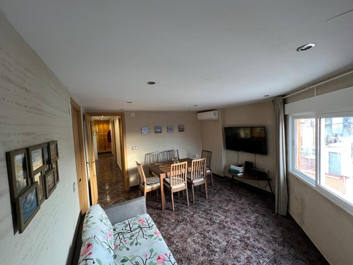 Great Holiday Apartment Close To The Beach 간디아 외부 사진