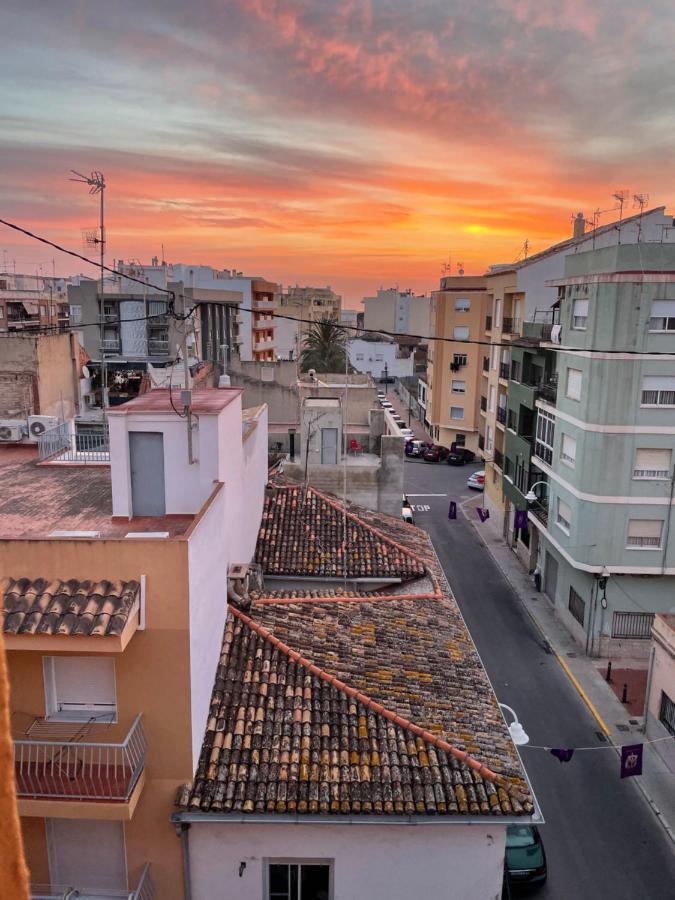 Great Holiday Apartment Close To The Beach 간디아 외부 사진
