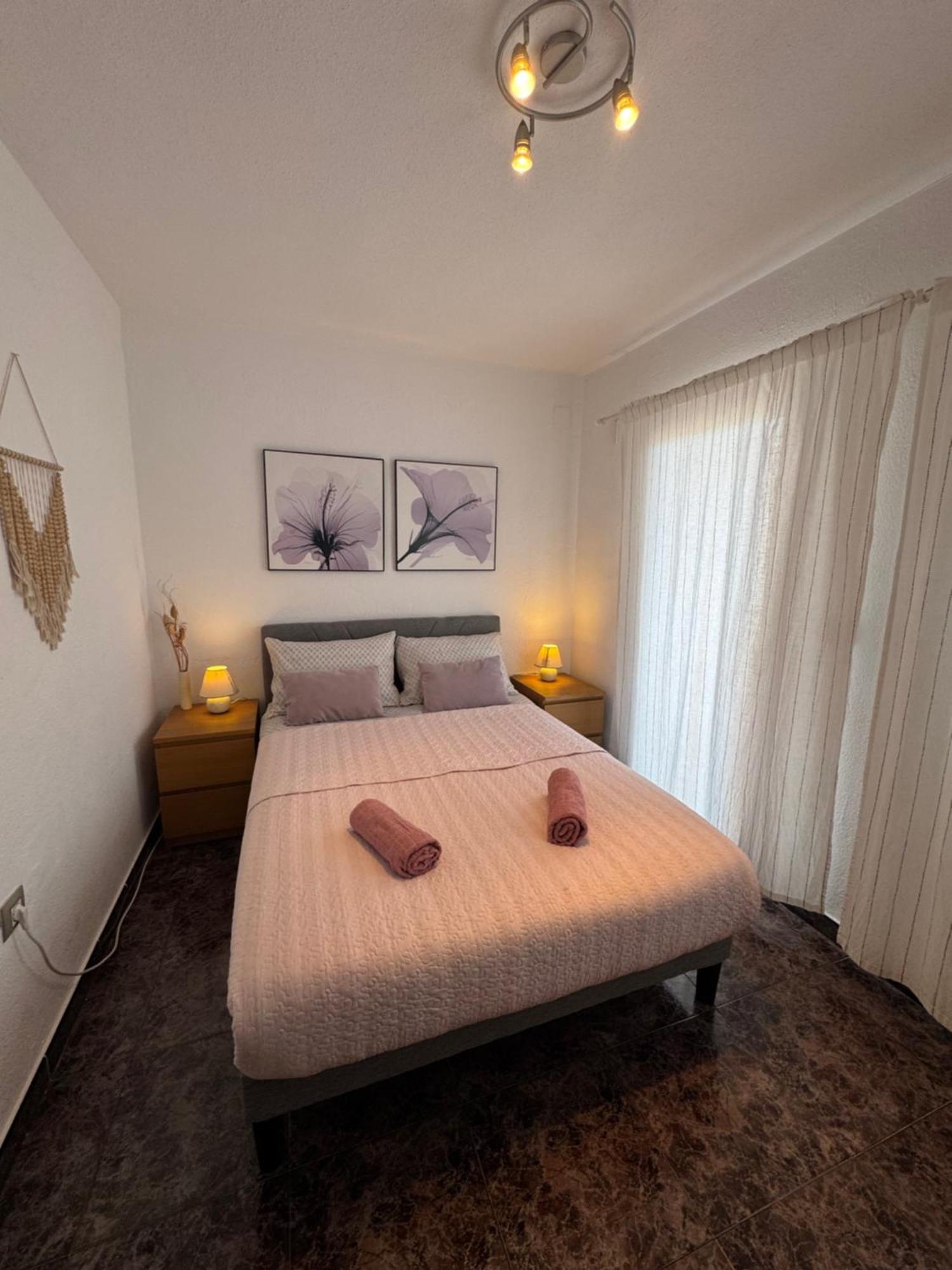 Great Holiday Apartment Close To The Beach 간디아 외부 사진