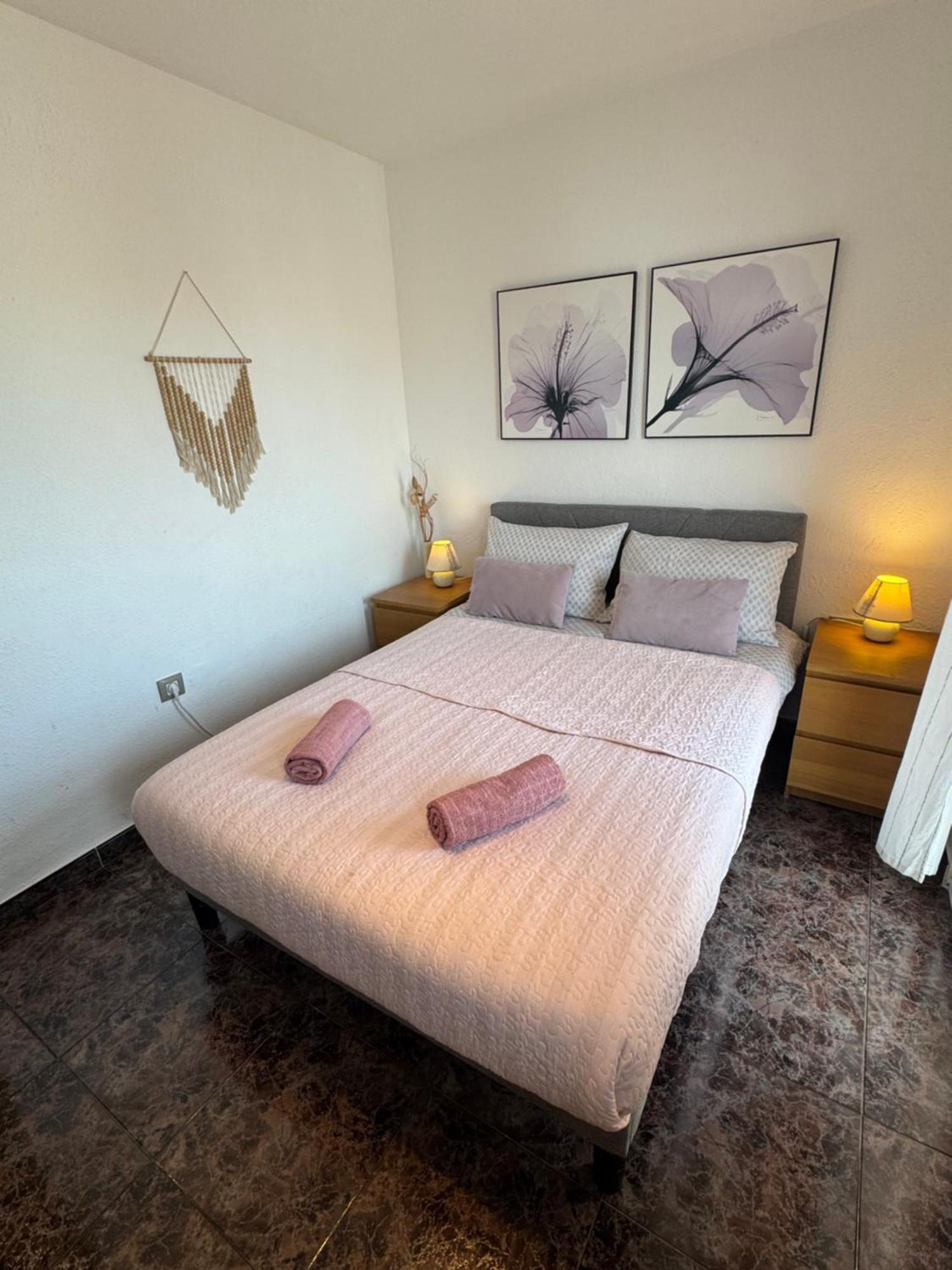 Great Holiday Apartment Close To The Beach 간디아 외부 사진